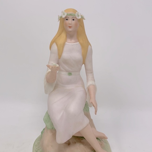 Vintage Laszlo Ispanky Figurine SPRING Lady Girl Four Seasons Porcelain Fairy - Picture 2 of 9